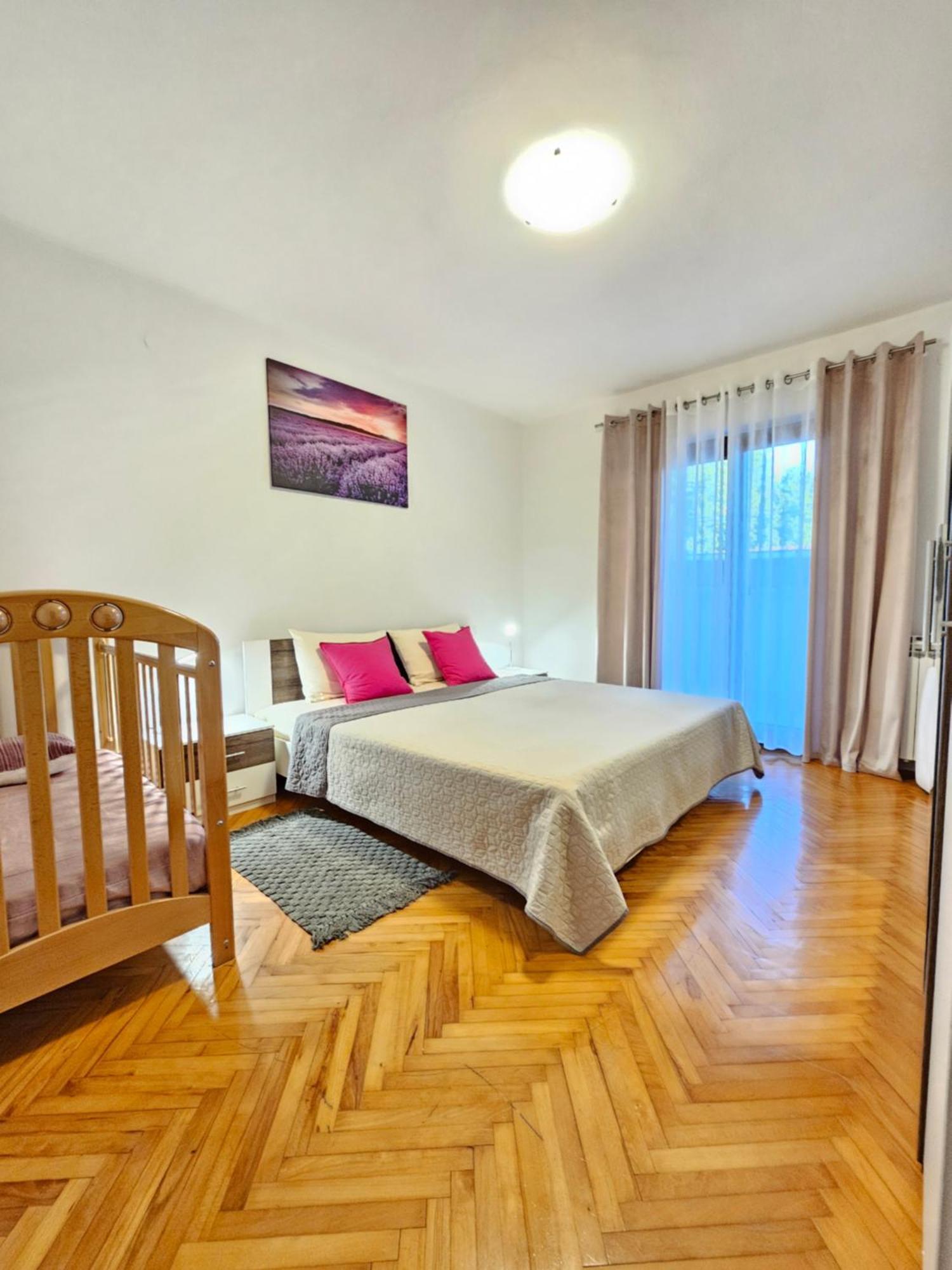 Apartment Tigo - 2 Bedrooms, 2 Bathrooms, Terrace And Big Garden Fažana Exterior foto